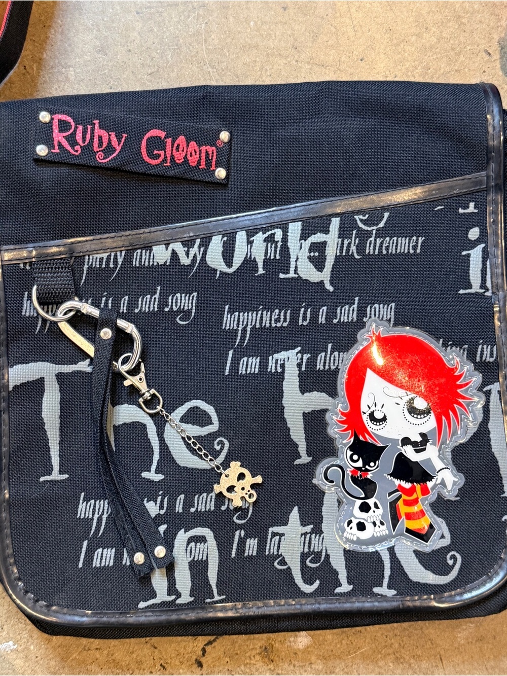 Ruby Gloom bag - Picture 2 of 9